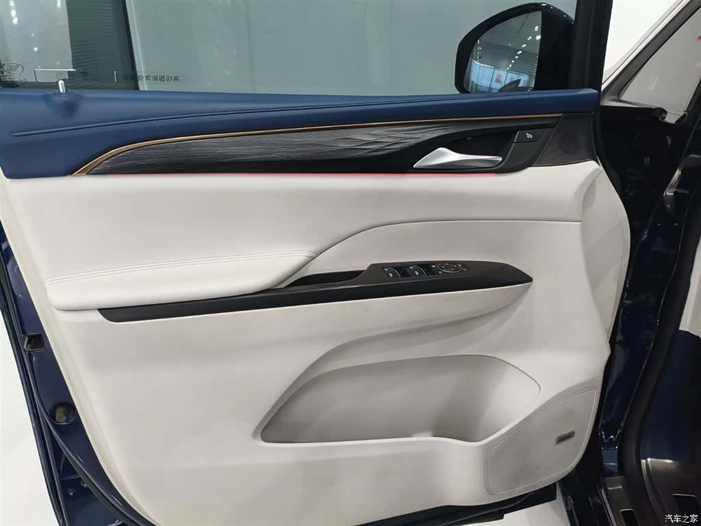 Buick GL8, 2023 7