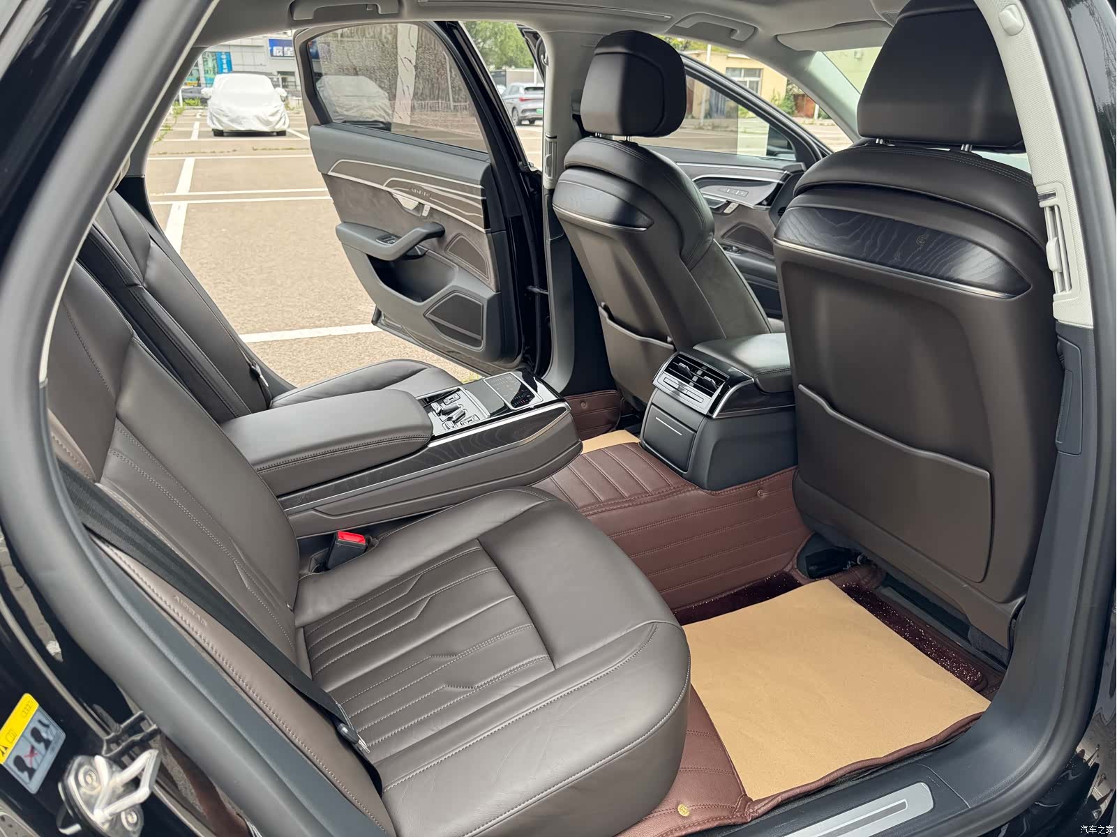 Audi A8L, 2019 12