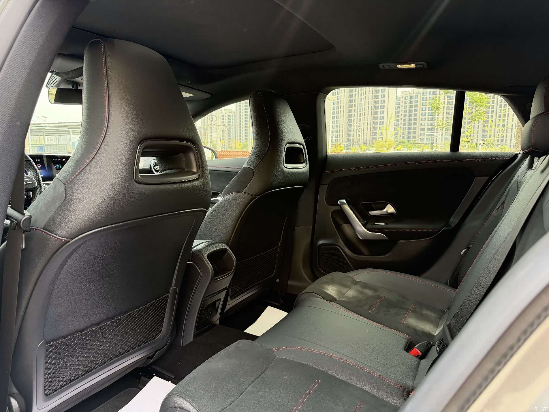 Mercedes-Benz CLA, 2023 13