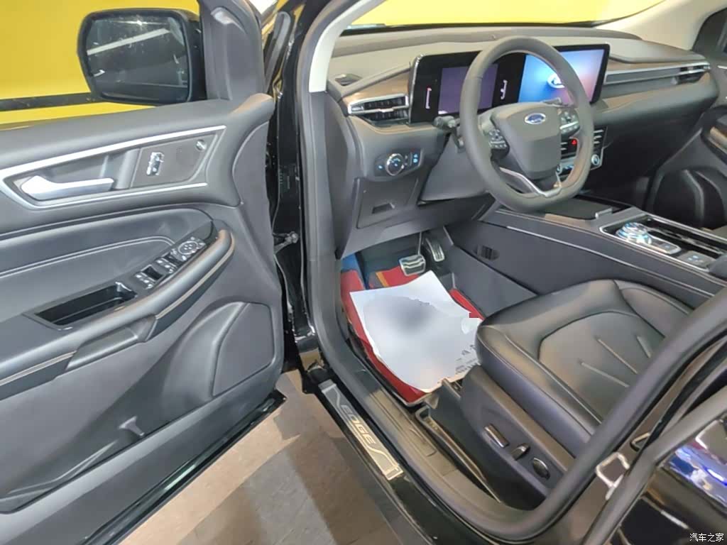 Ford Edge, 2022 16