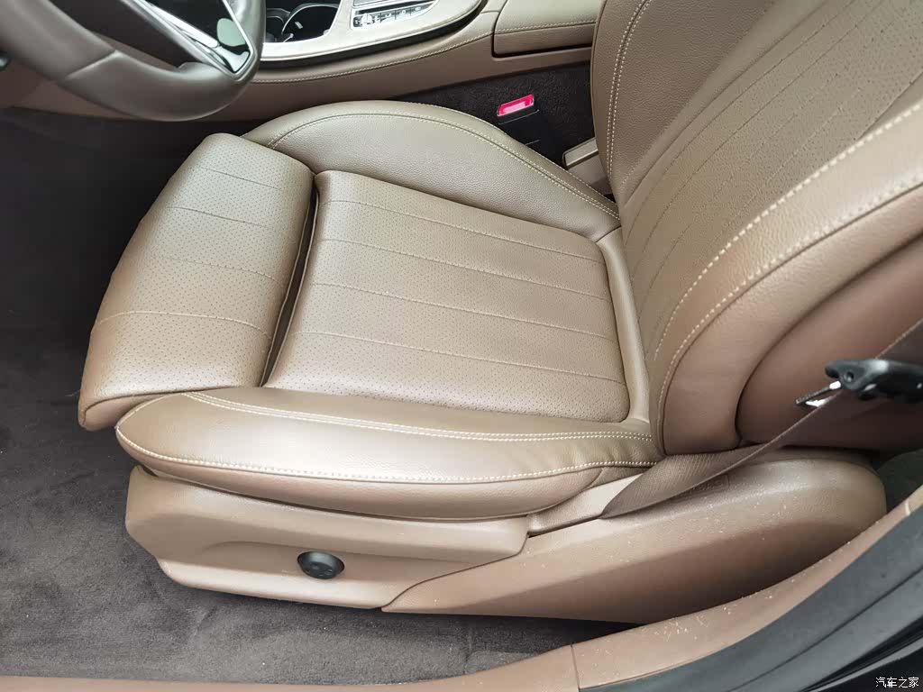 Mercedes-Benz E-Class, 2021 20