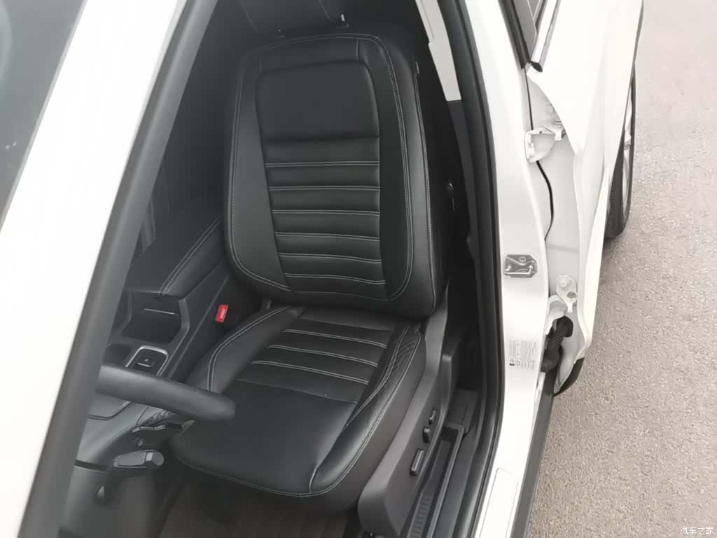 Ford Kuga, 2017 15