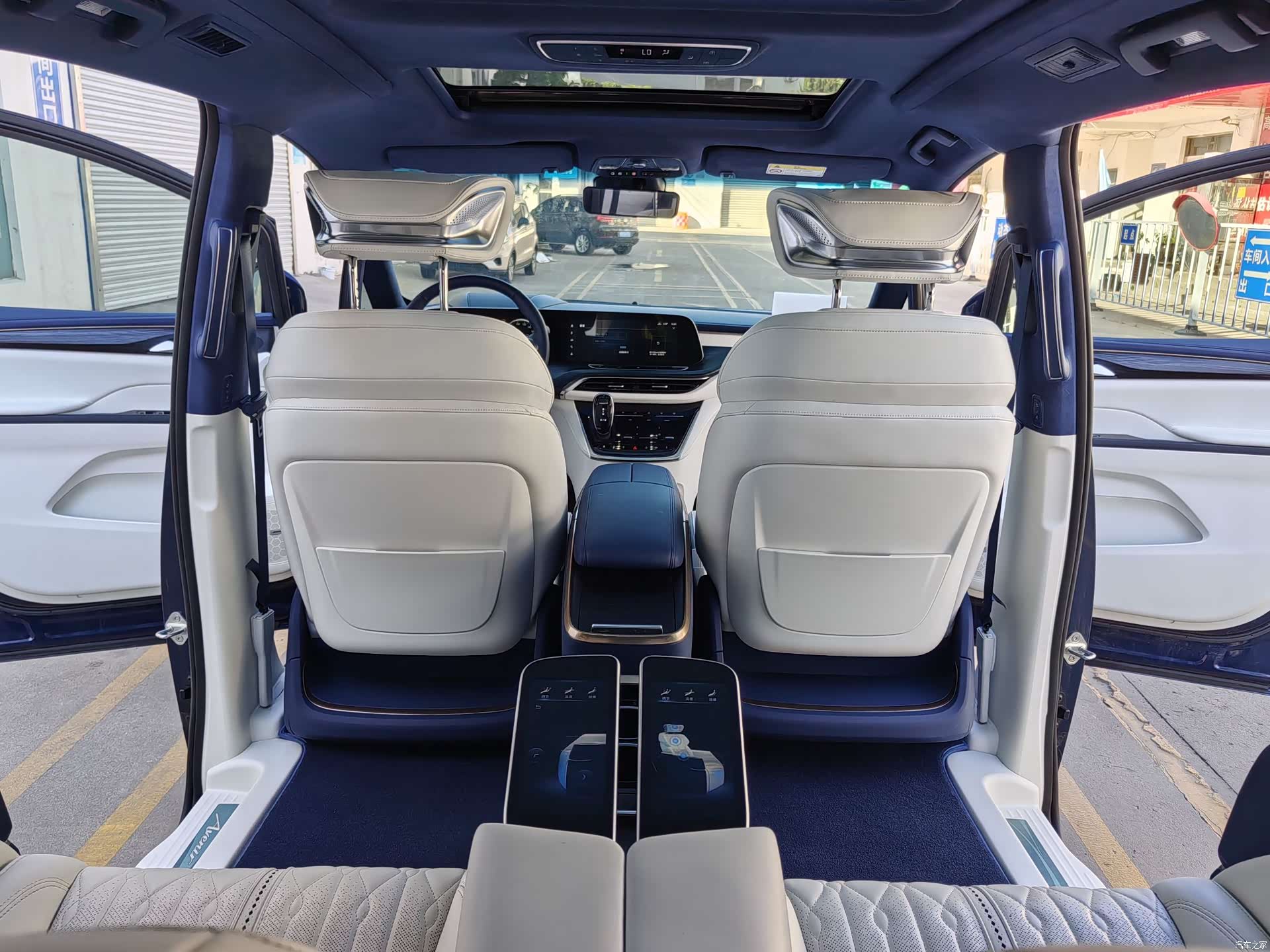 Buick GL8, 2020 8