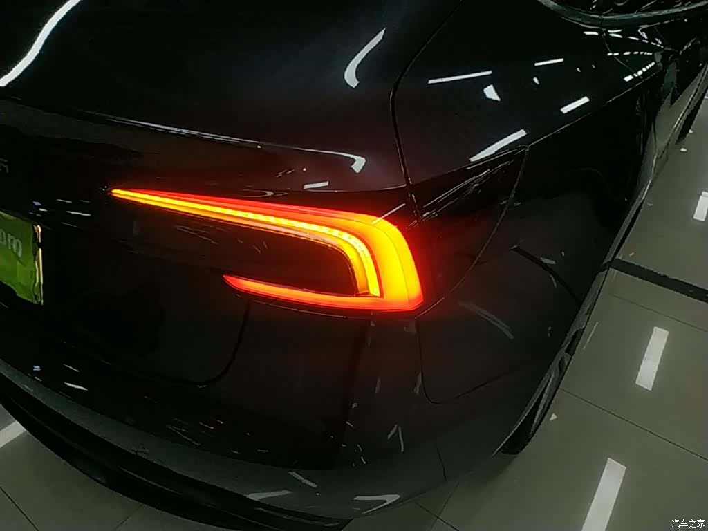 Tesla Model 3, 2024 8