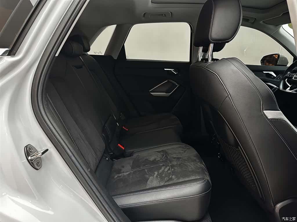 Audi Q3, 2022 24