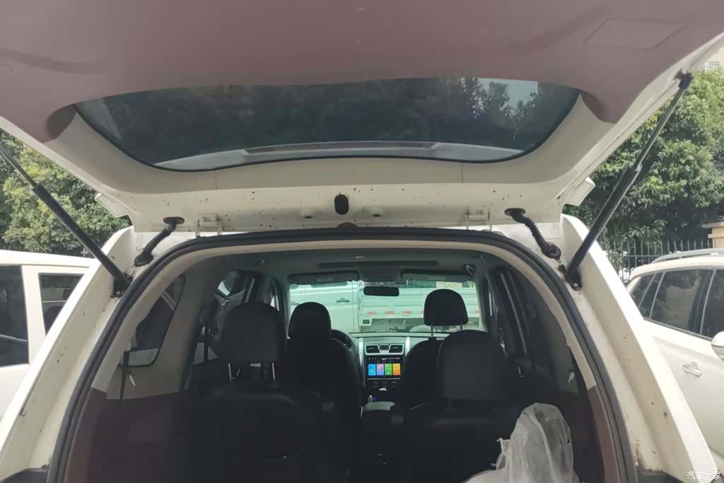 DongFeng SX6, 2016 4