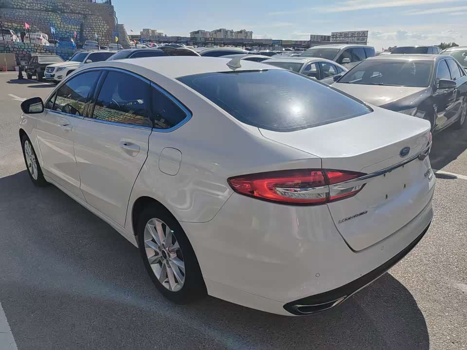 Ford Mondeo Ford Mondeo