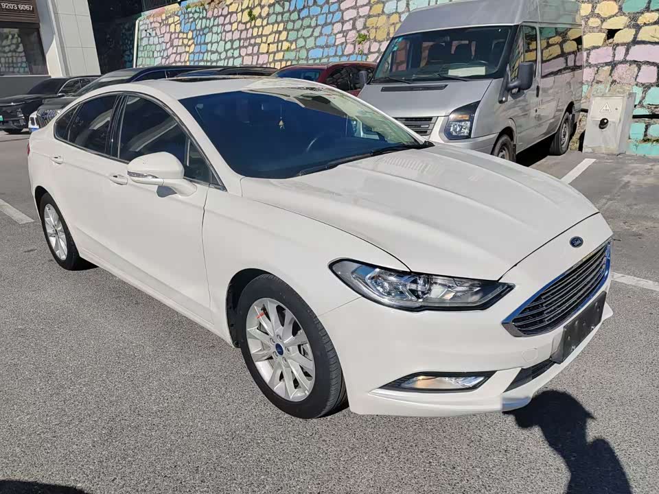 Ford Mondeo Ford Mondeo