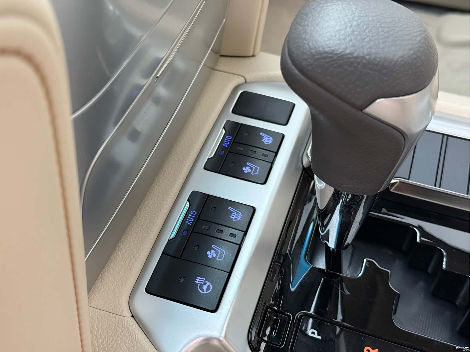 Toyota Land Cruiser, 2018 30
