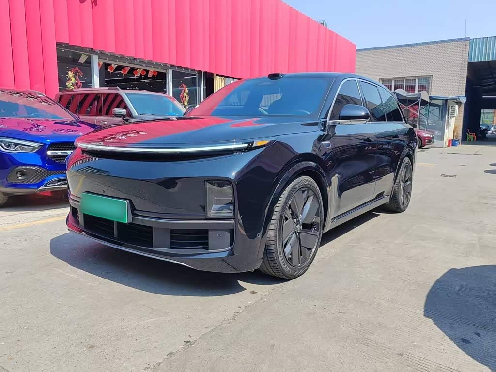Li Auto L8