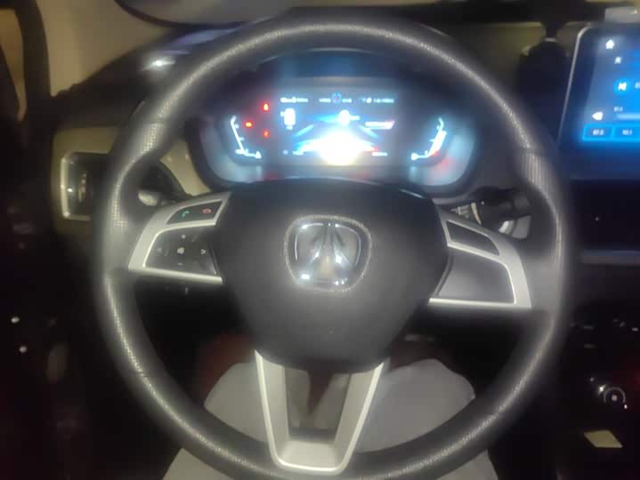 BAIC Weiwang M50F 2017 1.3T Комфорт
