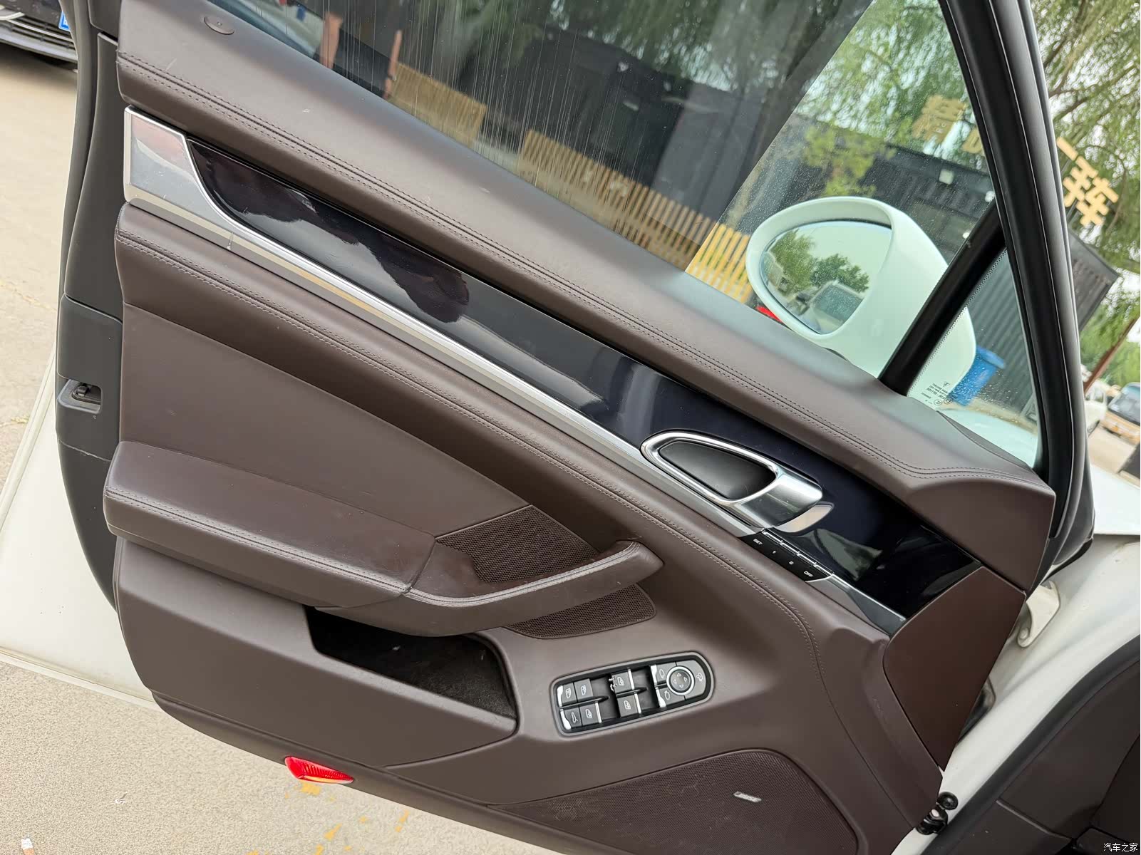 Porsche Panamera, 2010 8