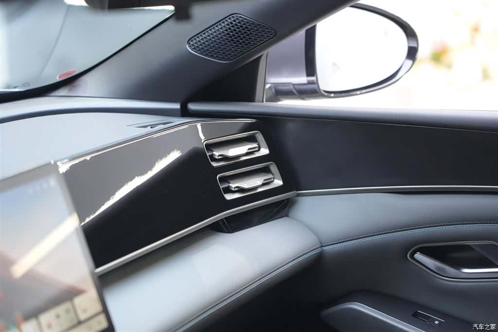 BYD Qin, 2025 13