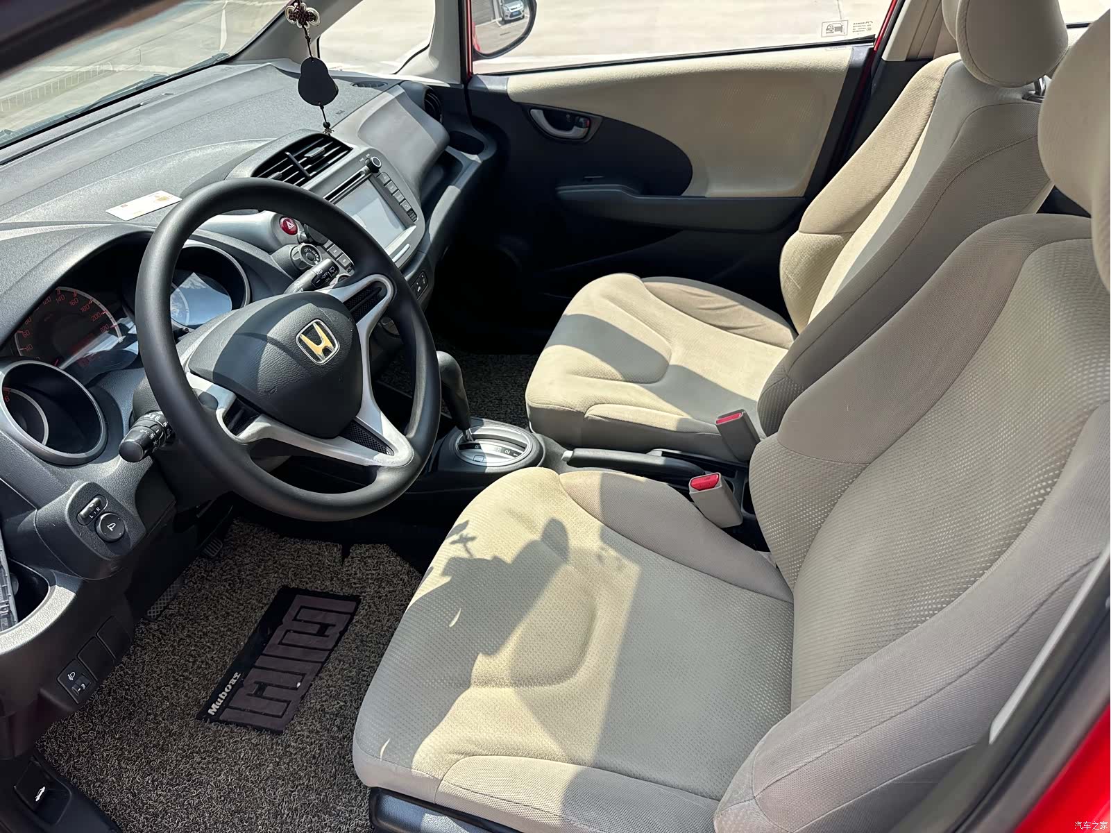 Honda Fit, 2012 6