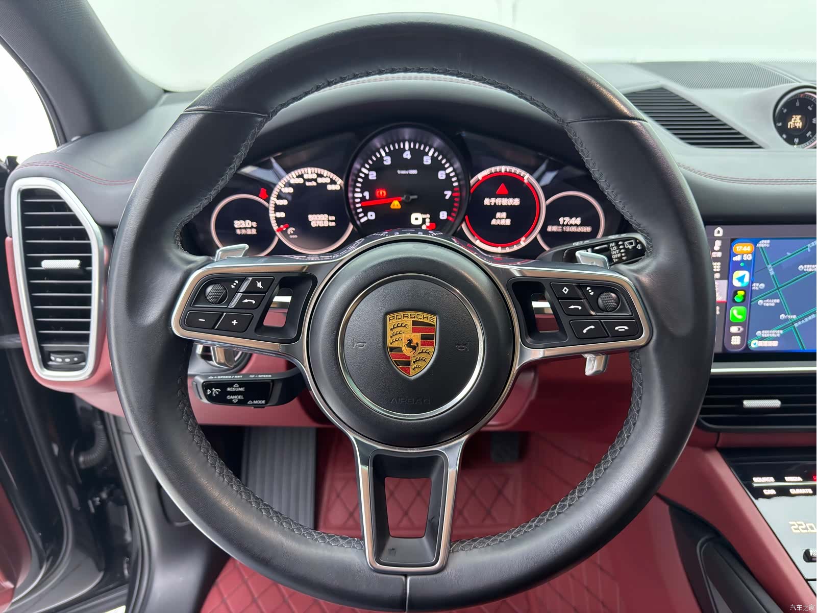 Porsche Cayenne, 2019 10