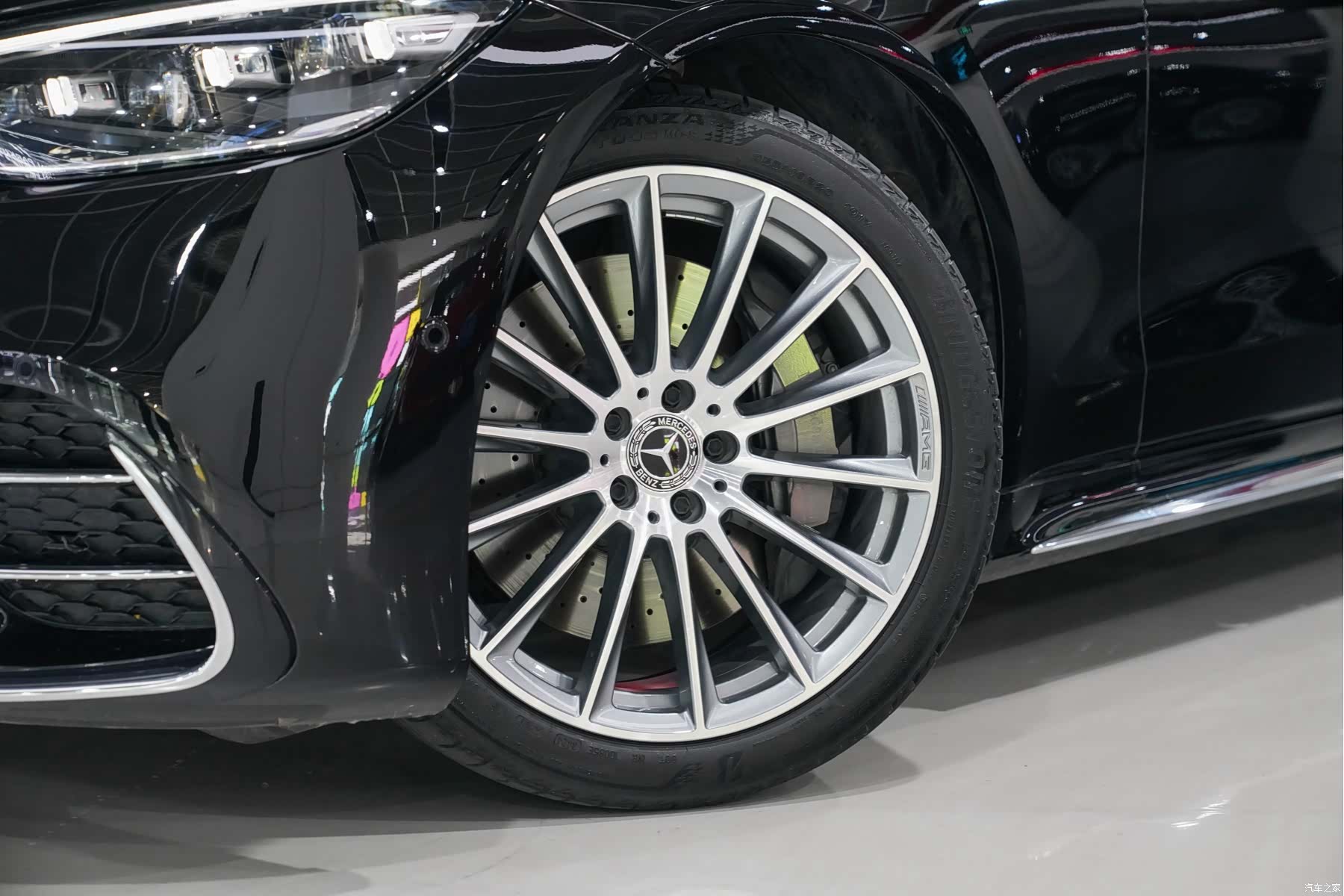Mercedes-Benz S-Class, 2023 4