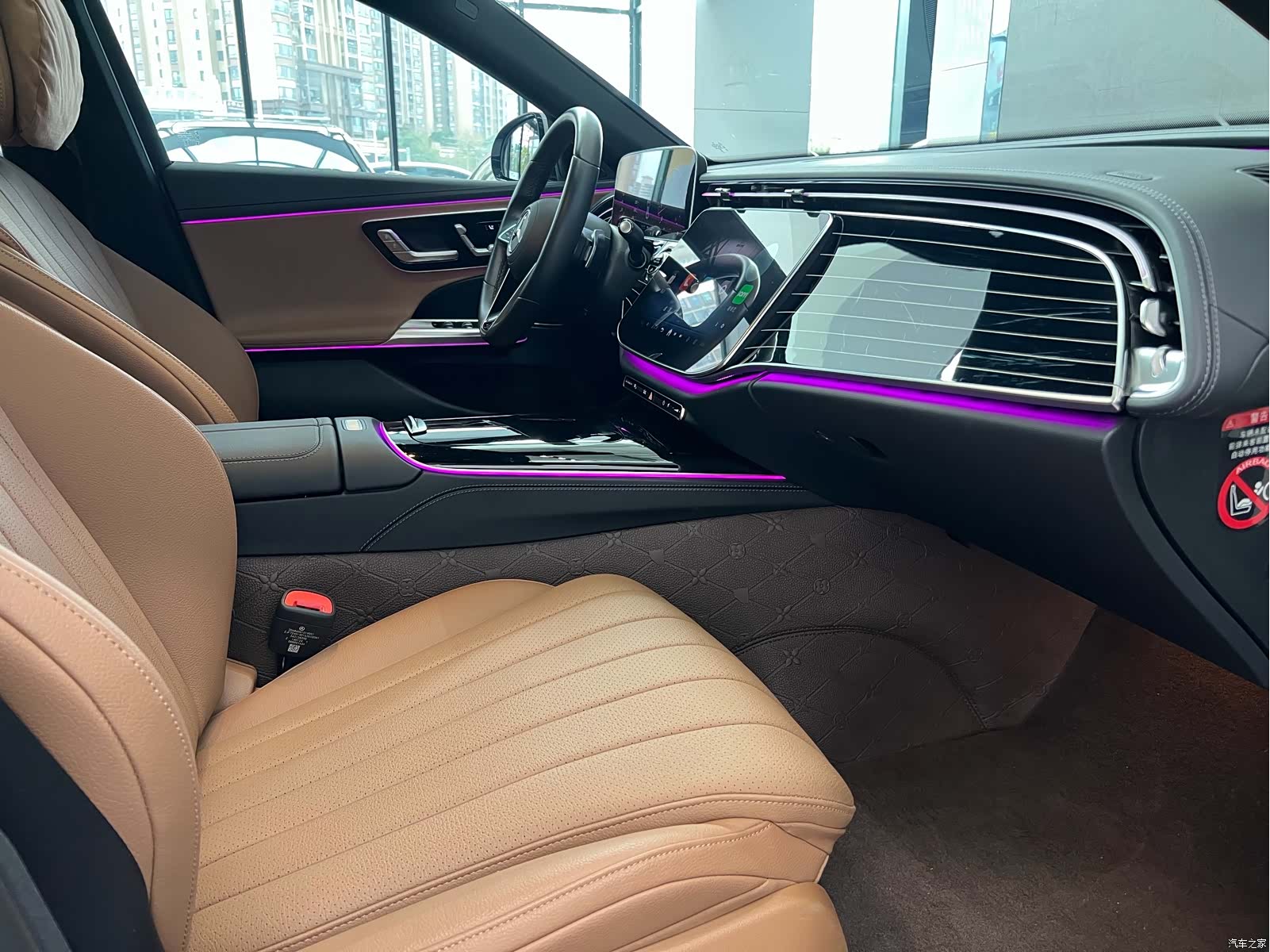 Mercedes-Benz E-Class, 2024 23