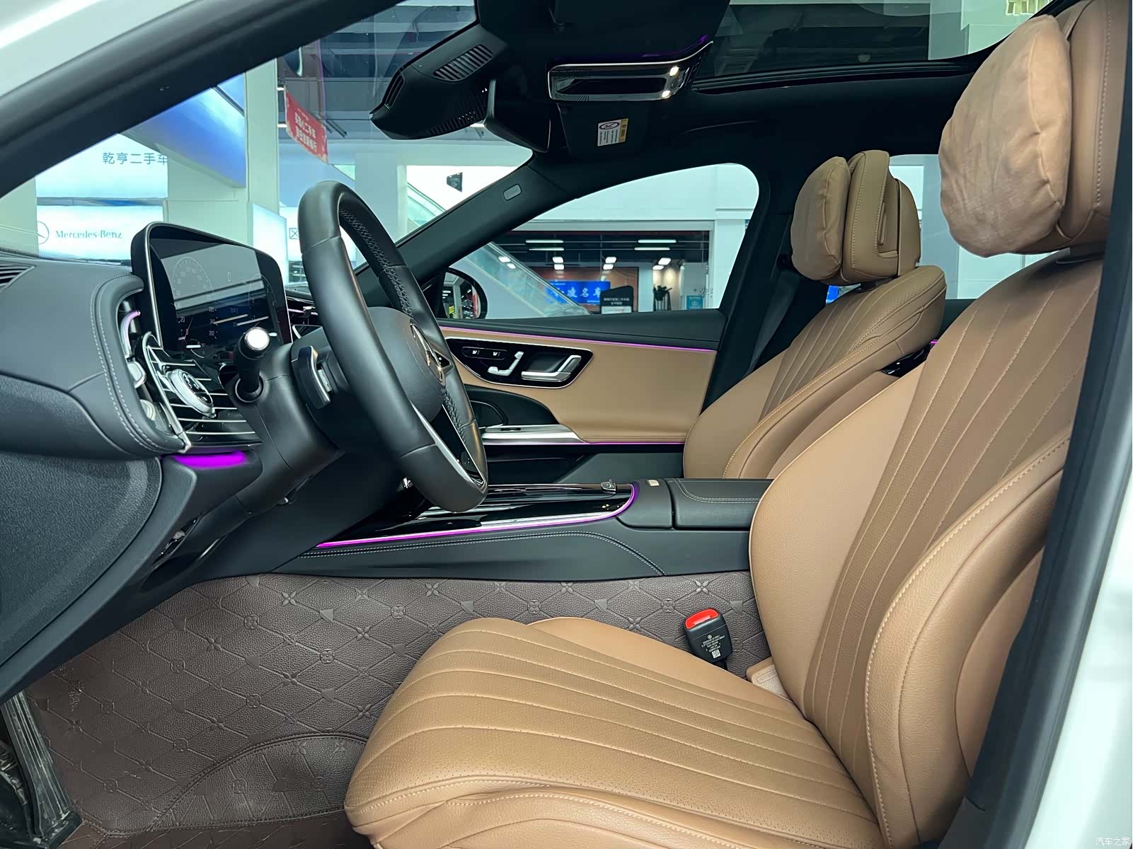 Mercedes-Benz E-Class, 2024 19