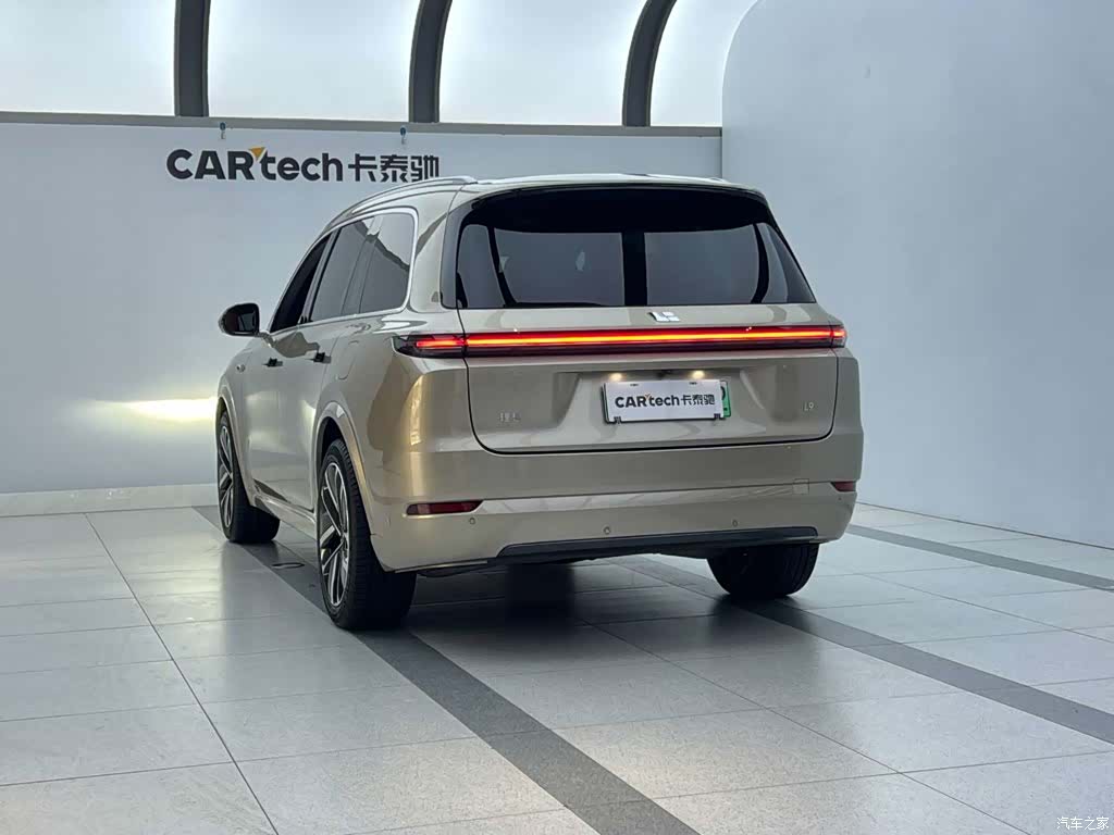 Li Auto L9, 2023 все фото