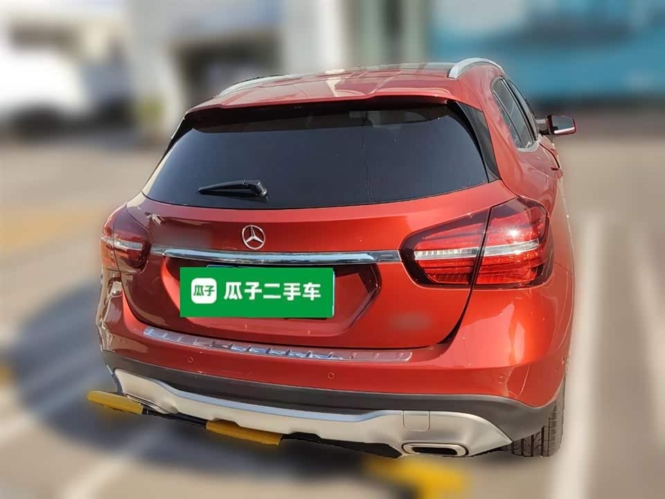 Mercedes-Benz GLA