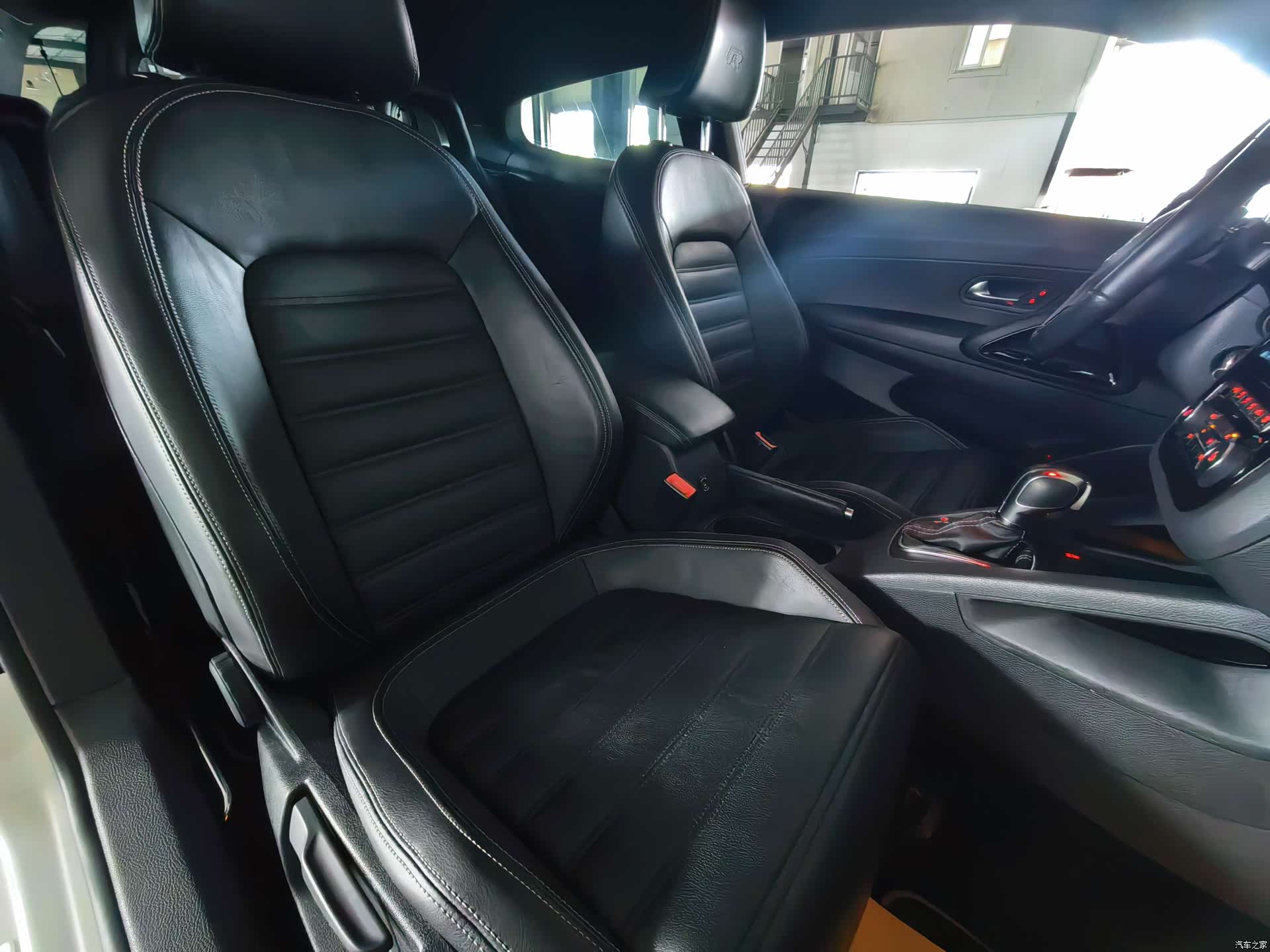 Volkswagen R, 2014 16