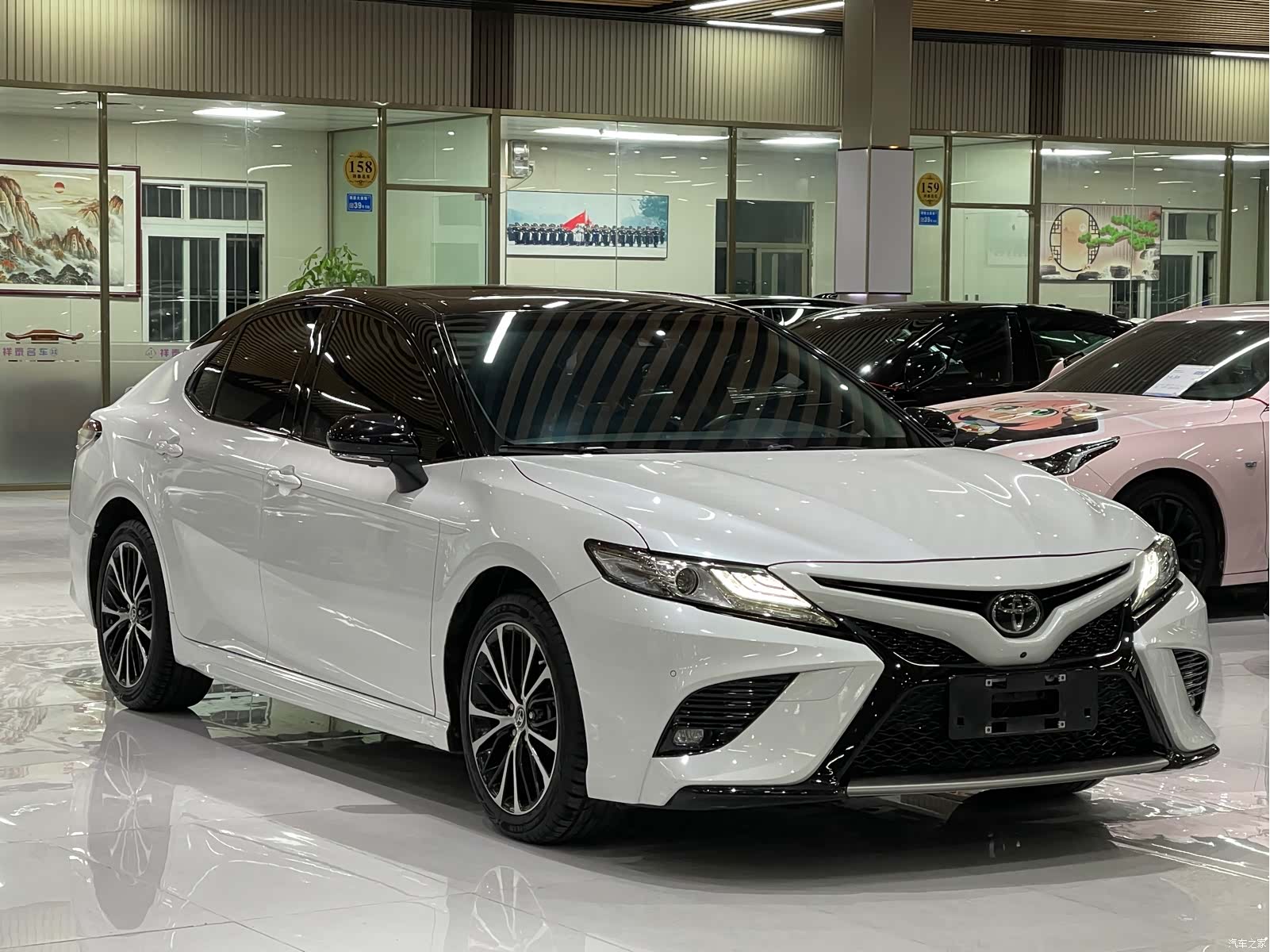 Toyota Camry, 2019 3