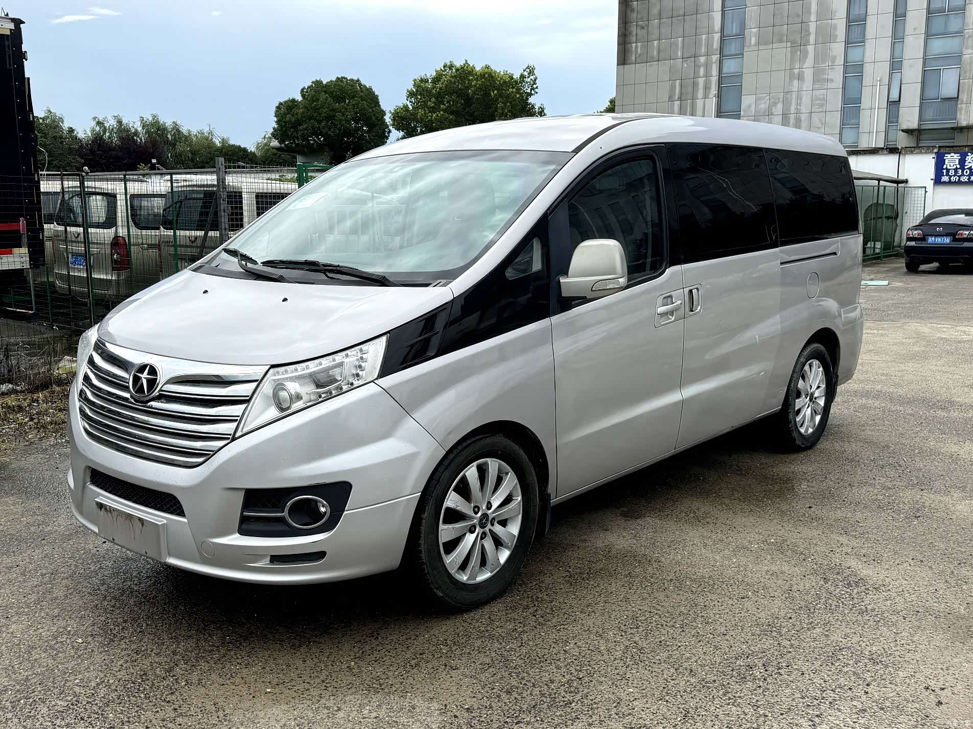JAC M5, 2015 1