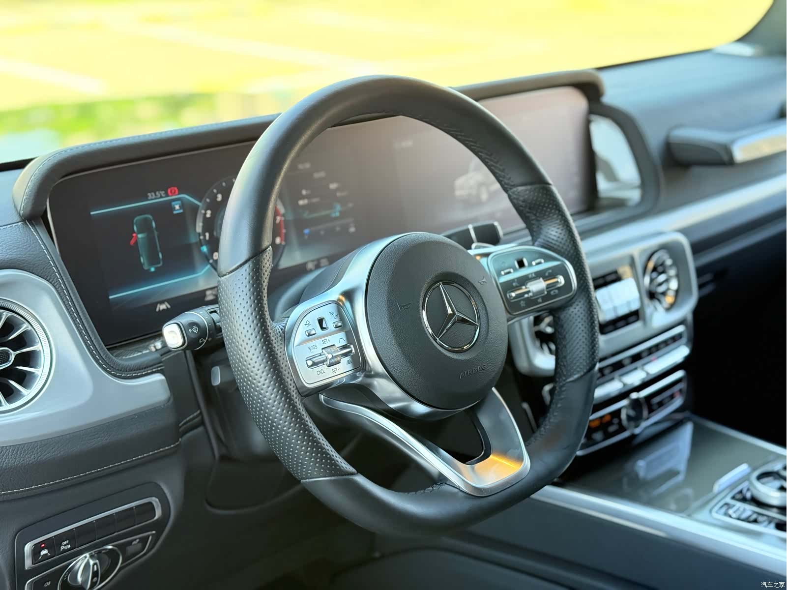 Mercedes-Benz G-Class, 2023 13