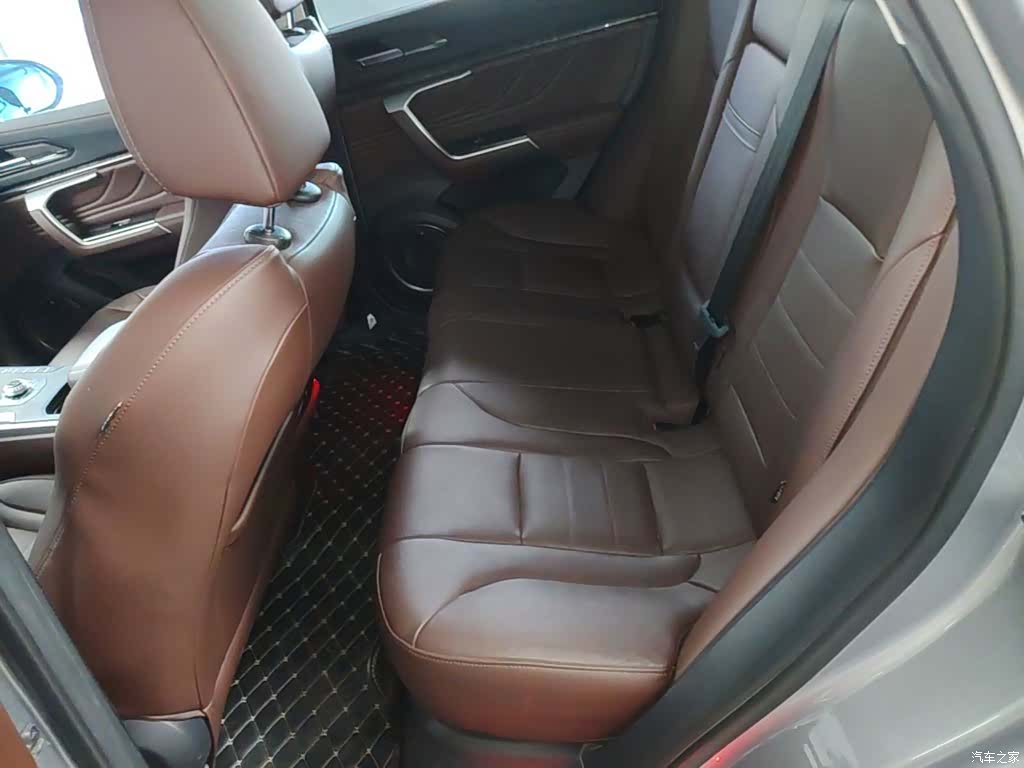 WEY VV5, 2018 17