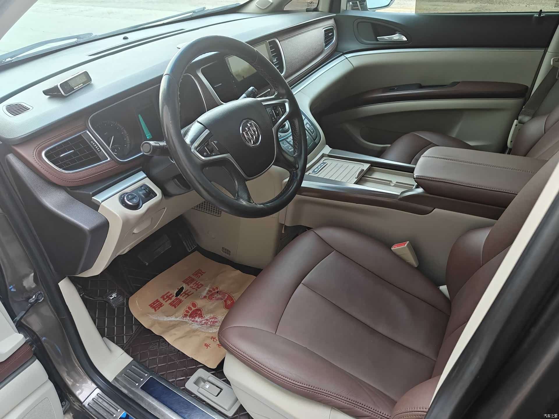 Buick GL8, 2015 8