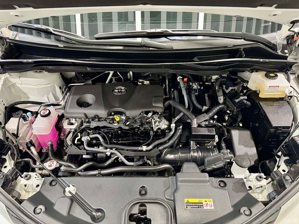 Toyota Granvia, 2024 11