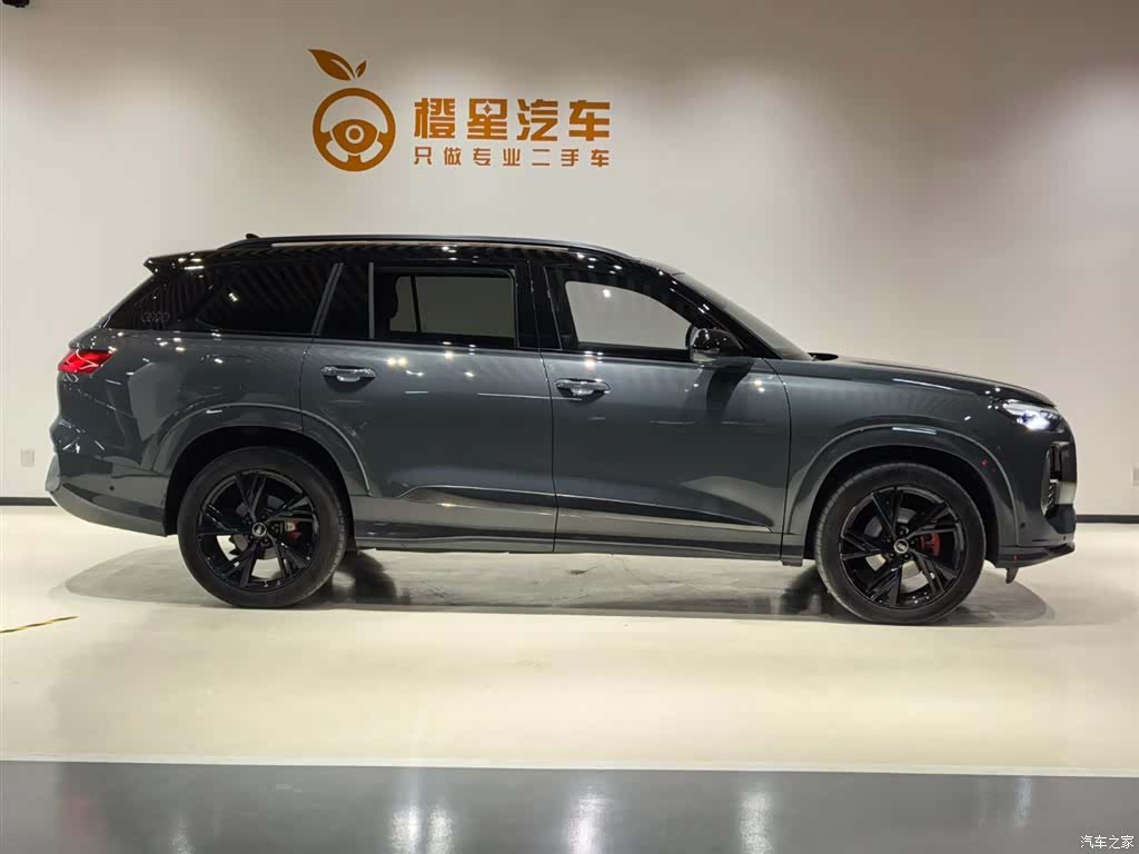 Audi Q6, 2024 4