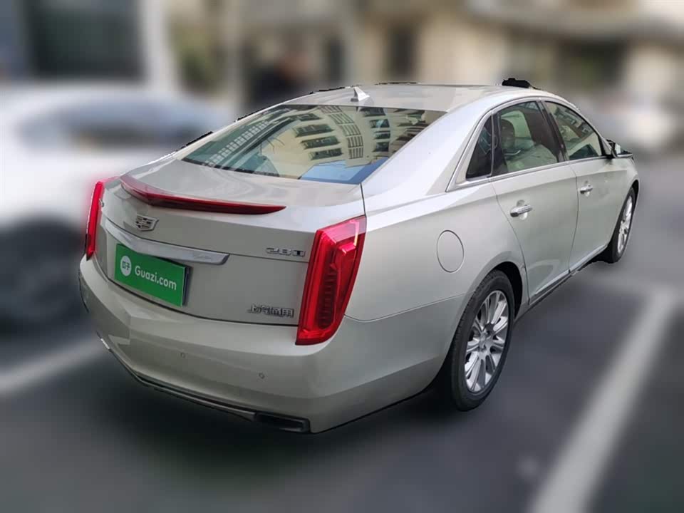 Cadillac XTS
