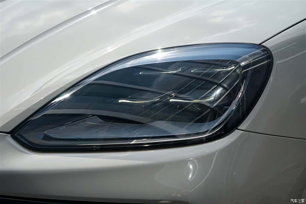 Porsche Cayenne, 2025 22