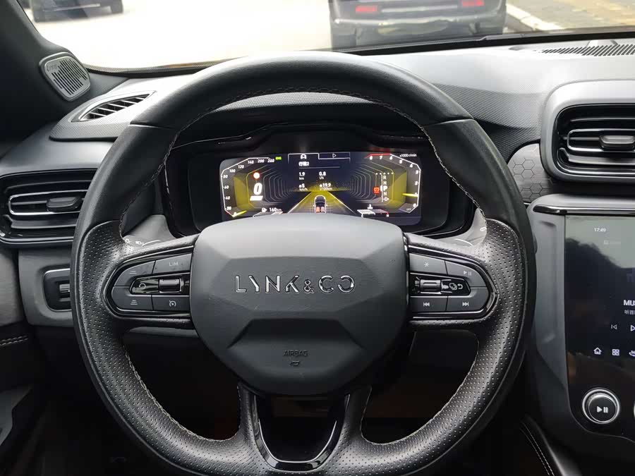Lynk & Co 03 2022, фото 11