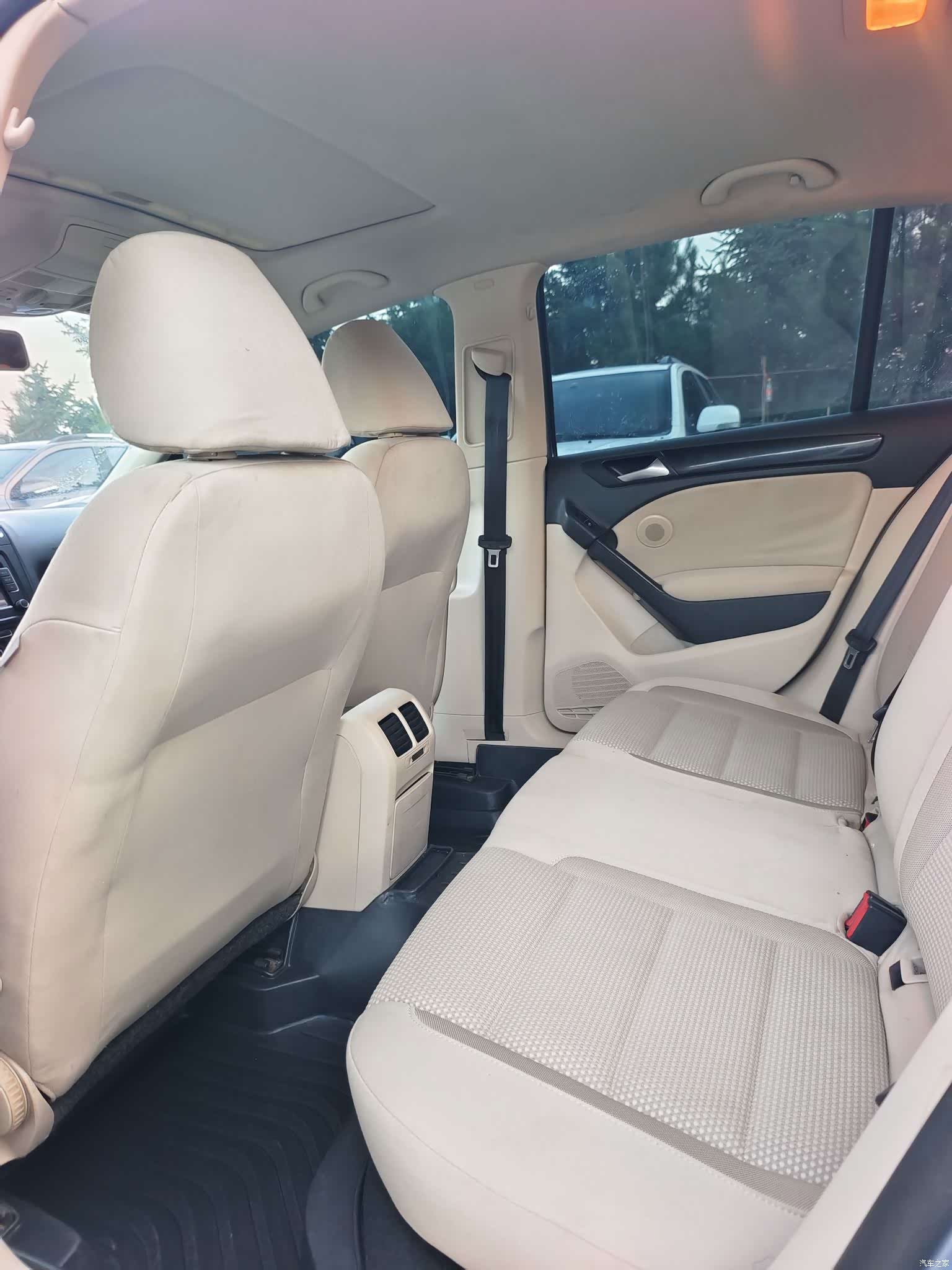 Volkswagen Golf, 2011 6
