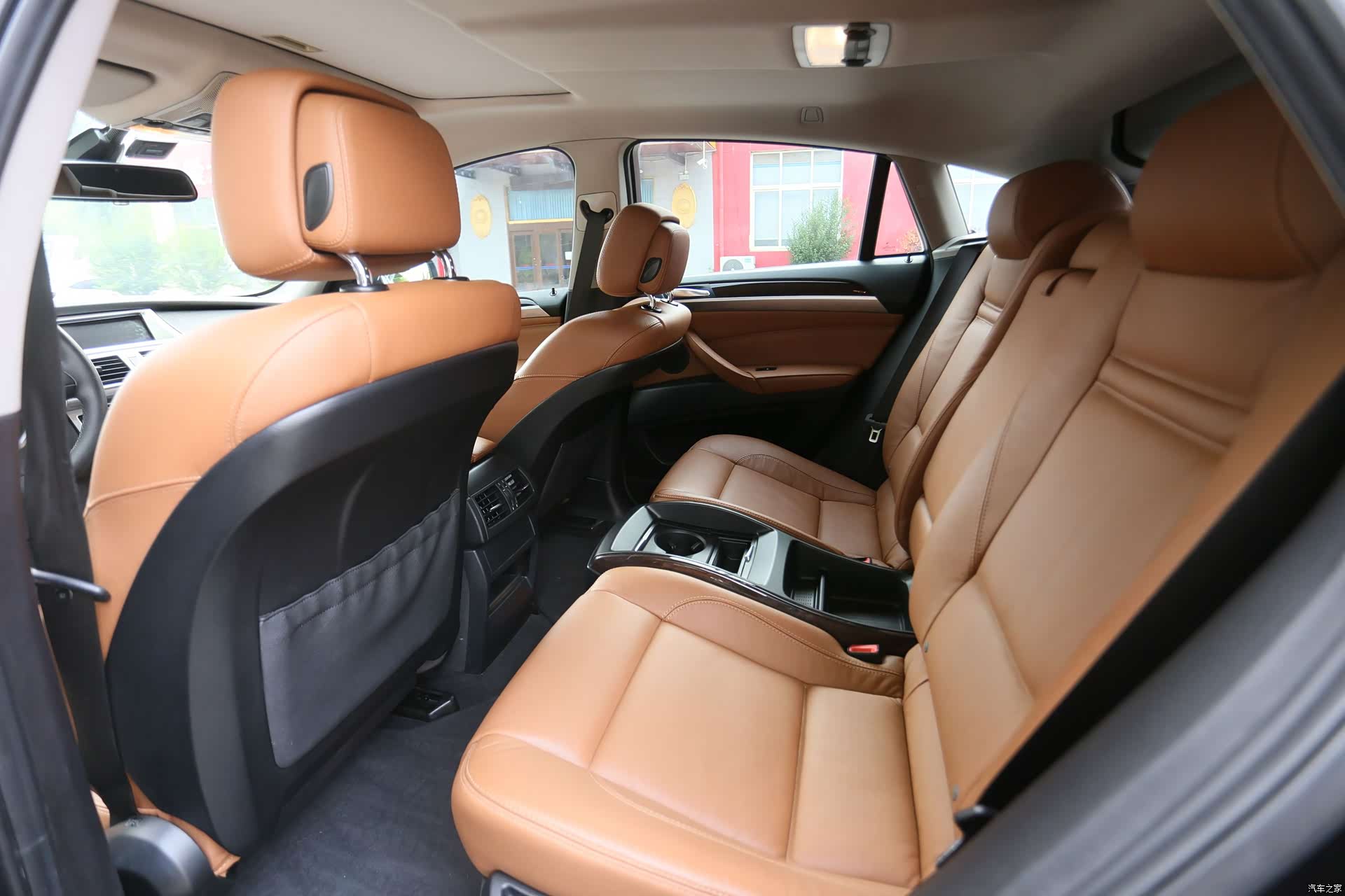 BMW X6, 2013 8