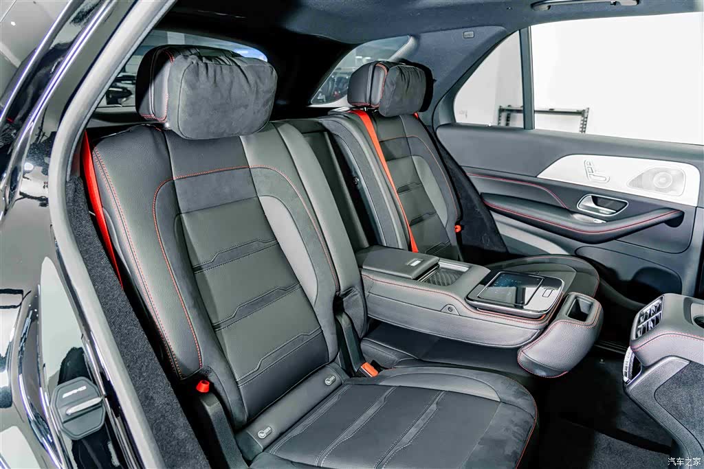 Mercedes-Benz GLE, 2025 23