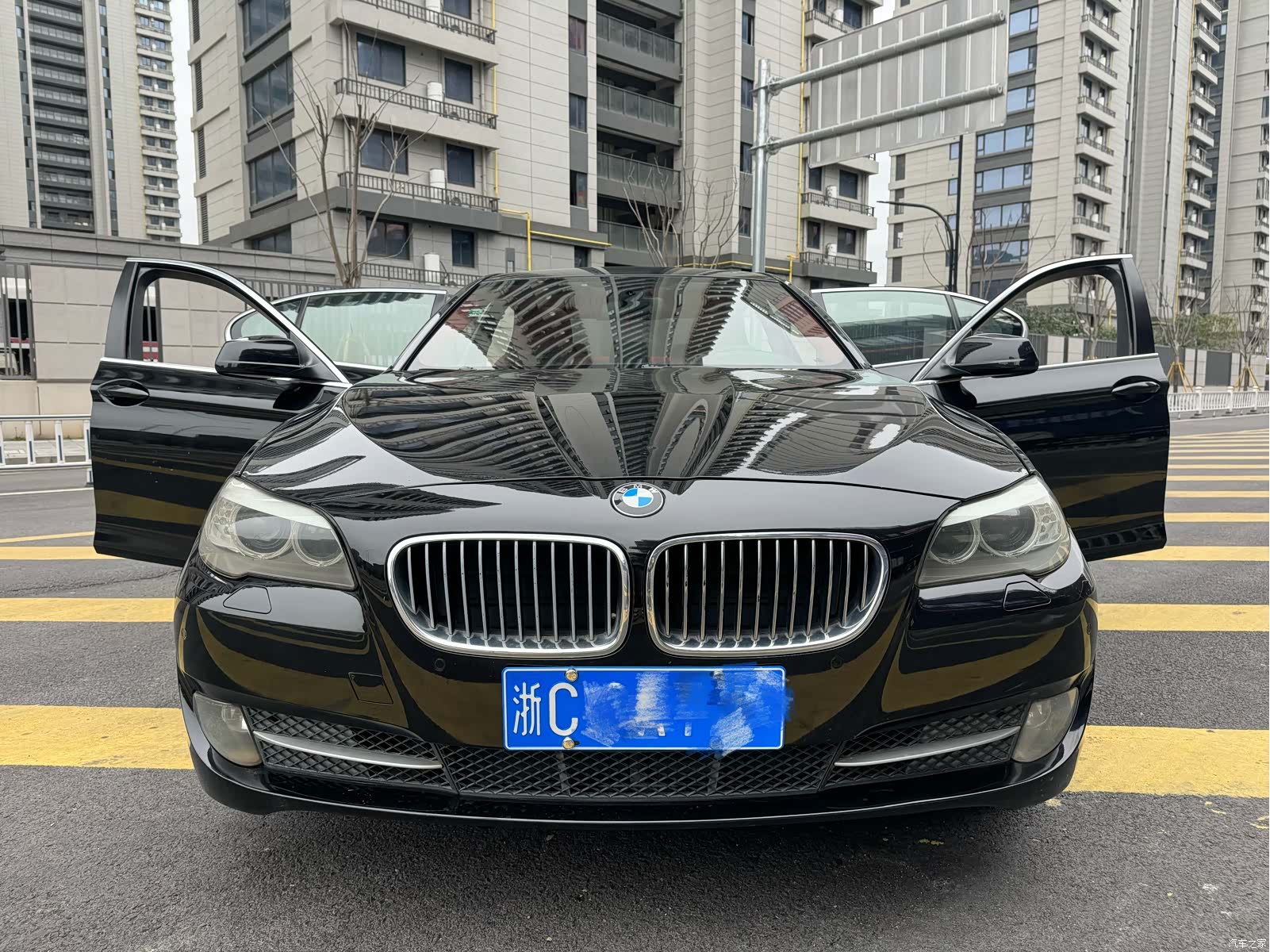 BMW 5 Series, 2011 2