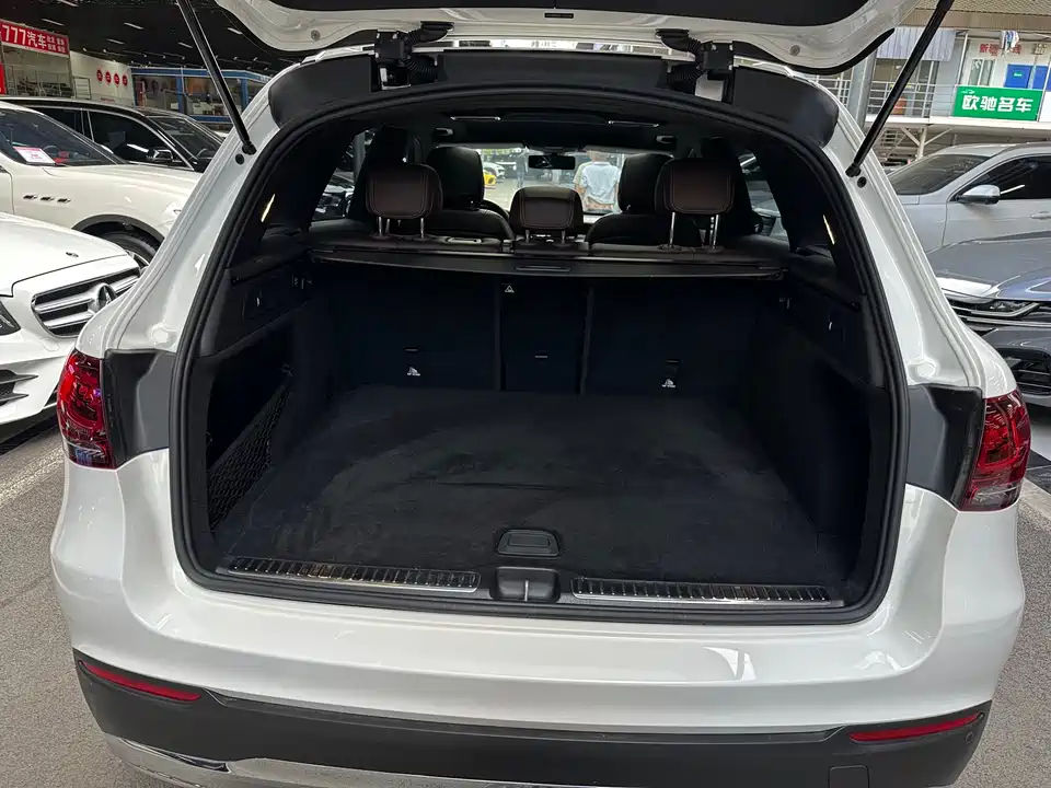 Mercedes-Benz GLC Mercedes-Benz GLC