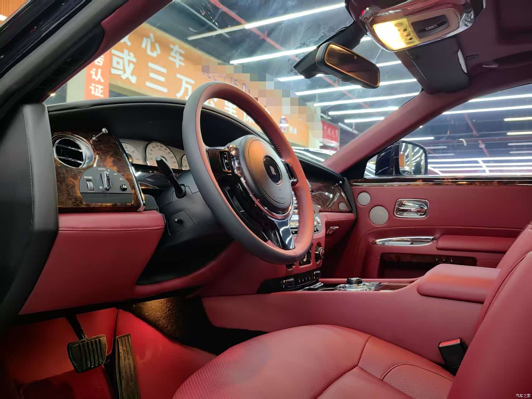 Rolls-Royce Ghost, 2010 6