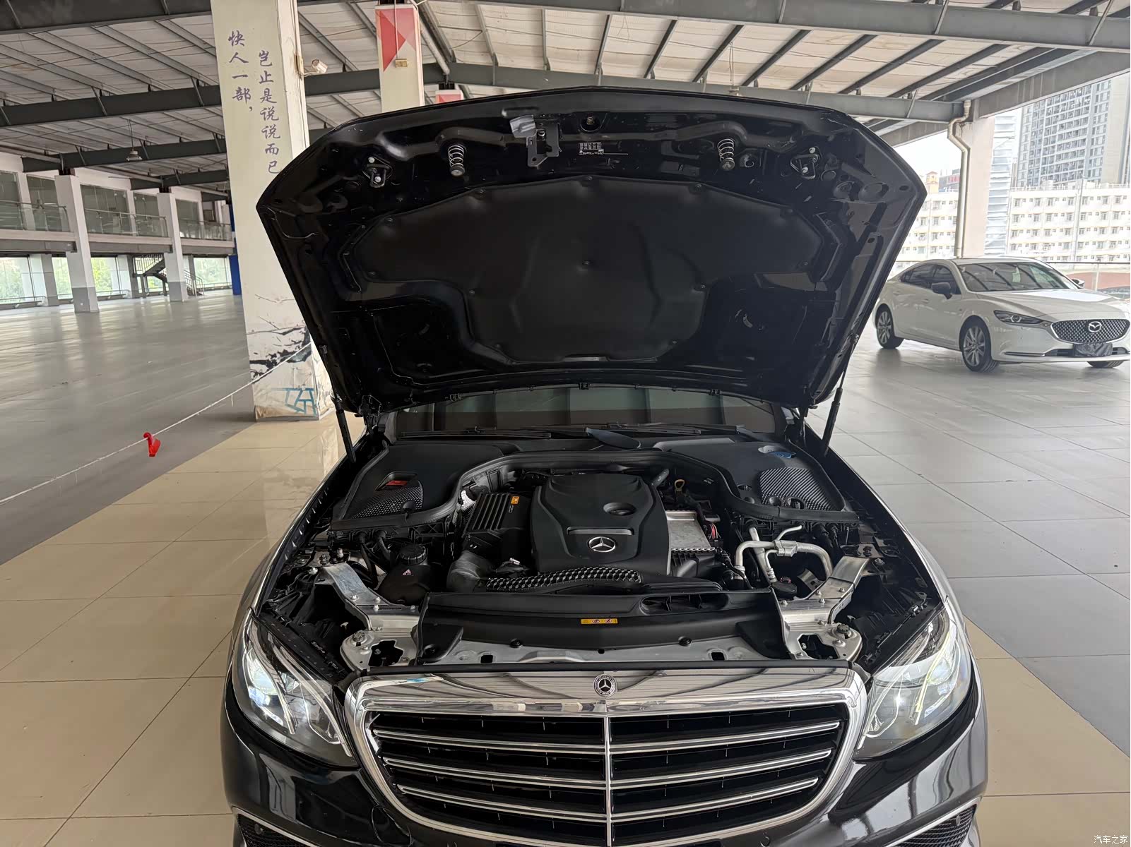 Mercedes-Benz E-Class, 2018 16