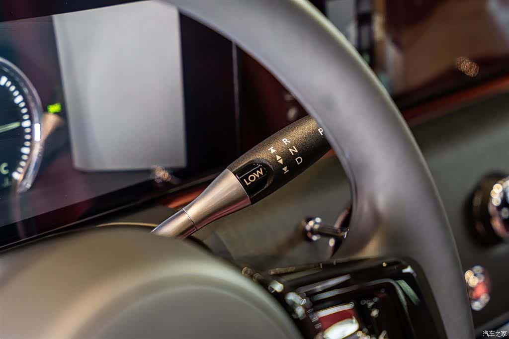 Rolls-Royce Ghost, 2022 18