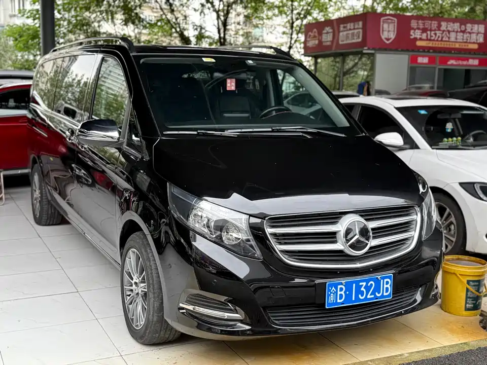 Mercedes-Benz V-class