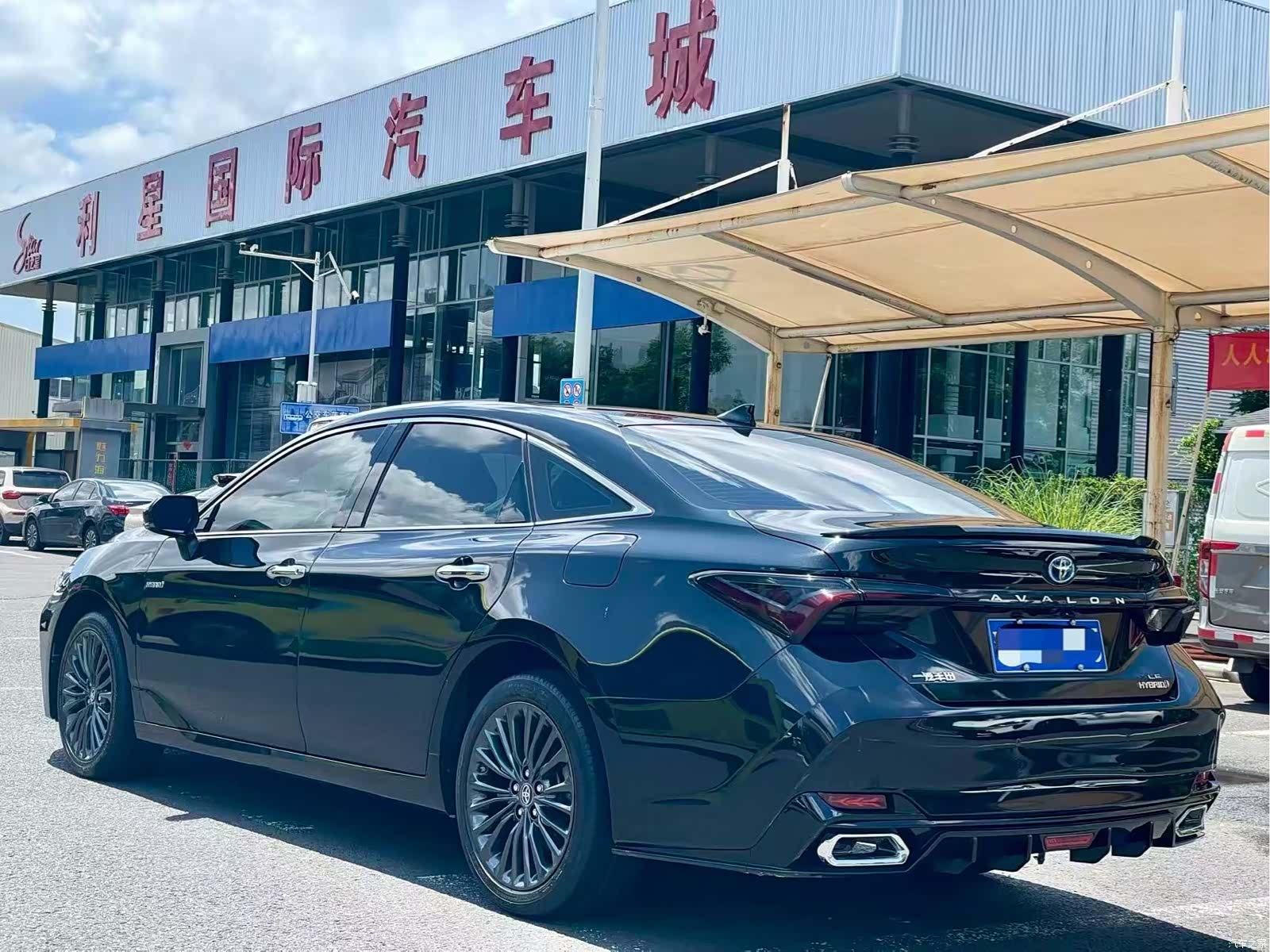 Toyota Avalon, 2023 4
