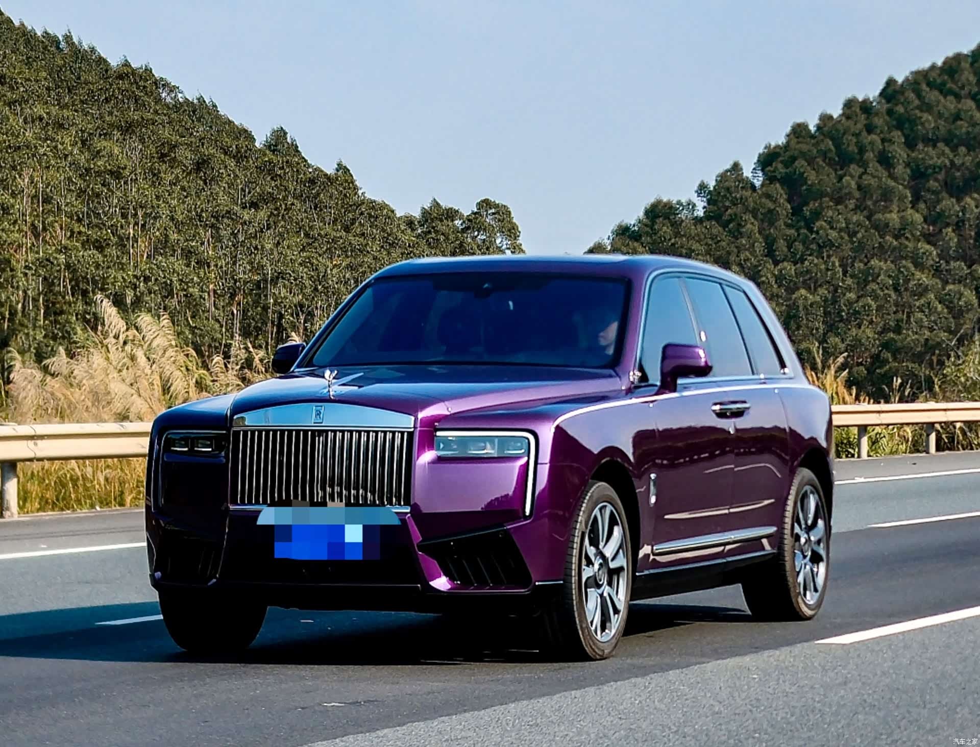 Rolls-Royce Cullinan, 2025 1