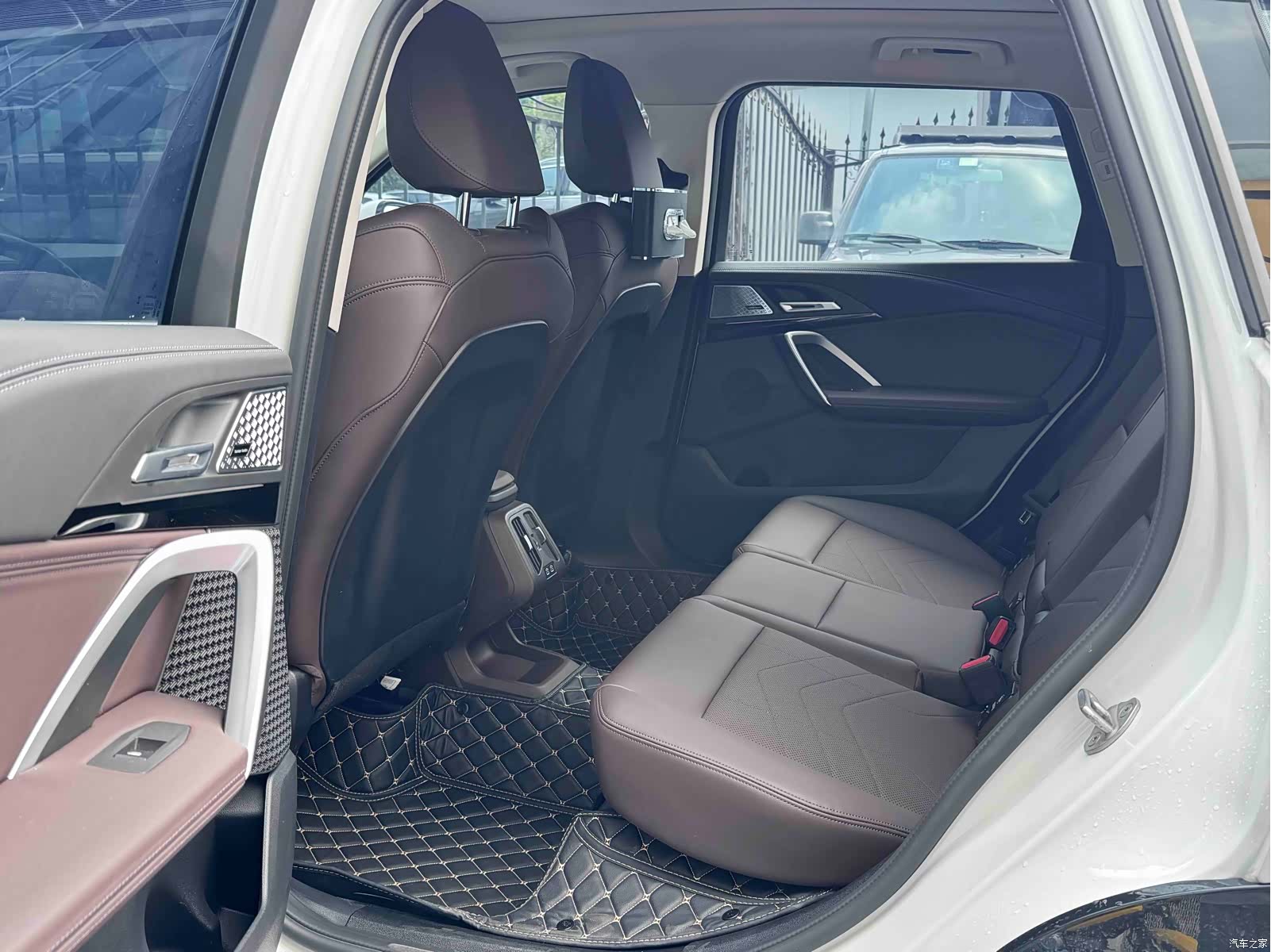 BMW X1, 2025 11