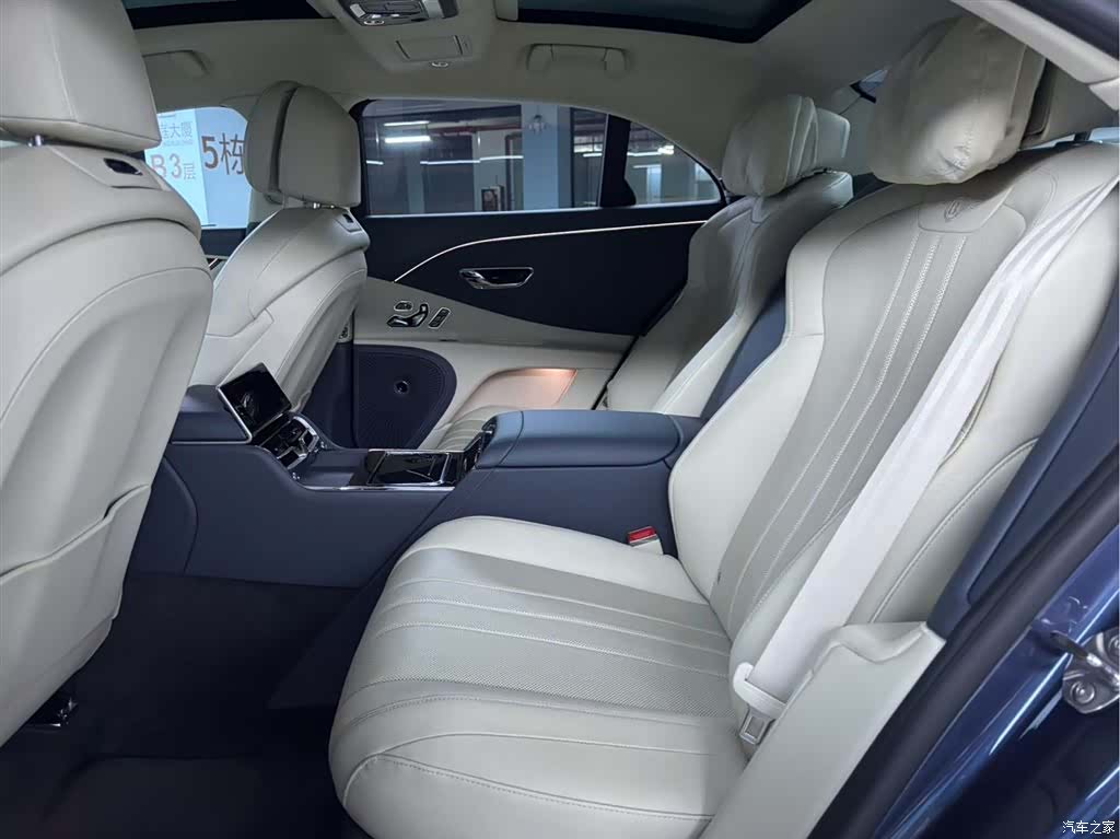 Bentley Flying Spur, 2021 12