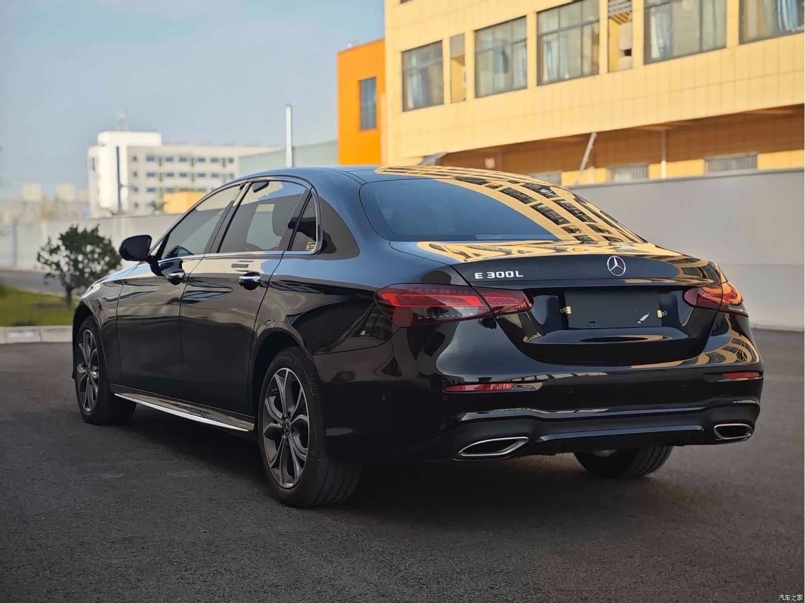 Mercedes-Benz E-Class, 2024 9