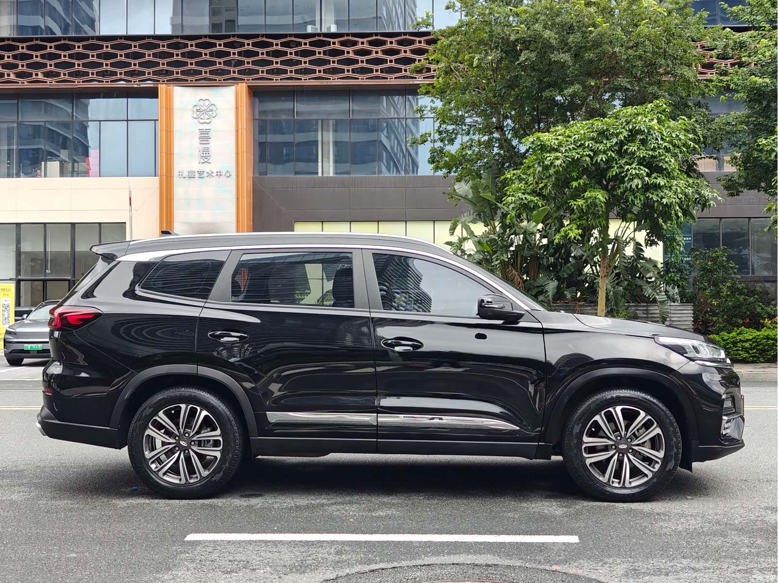 Chery Tiggo 8, 2022 4